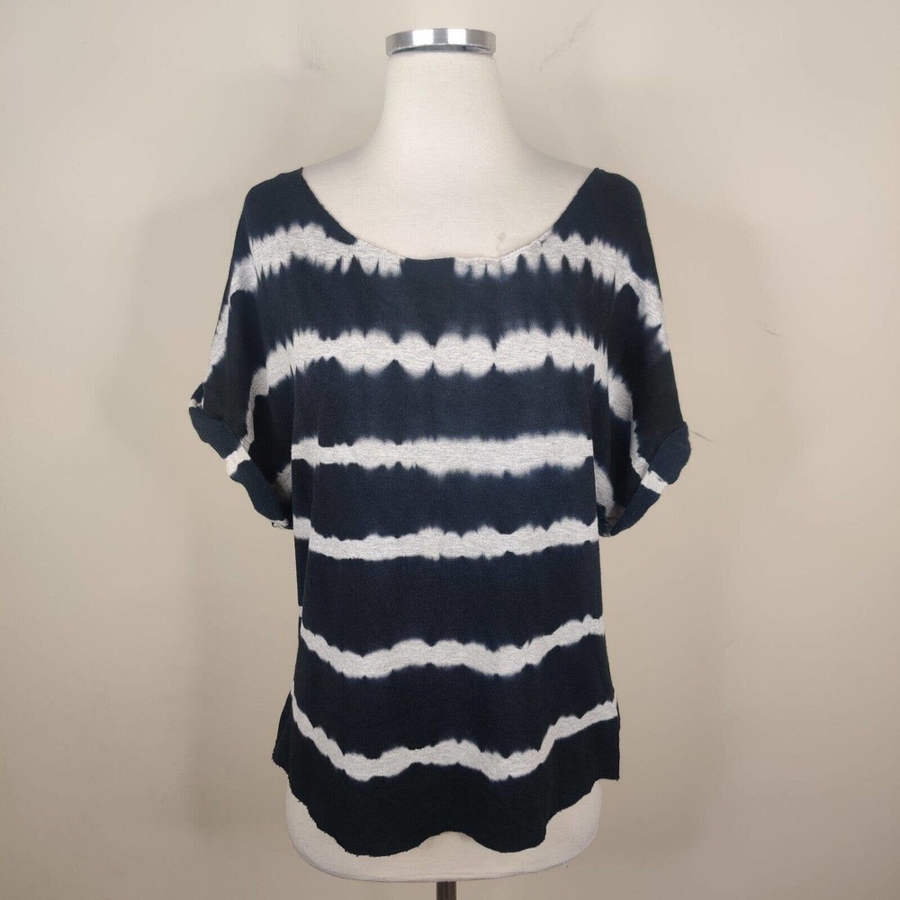 Bebe Top Tie Dye‎ Short Sleeve Loose Fit Stretch Knit Shirt